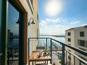 HiGuests - Coastal Chic Luxurious Retreat at Port de la Mer